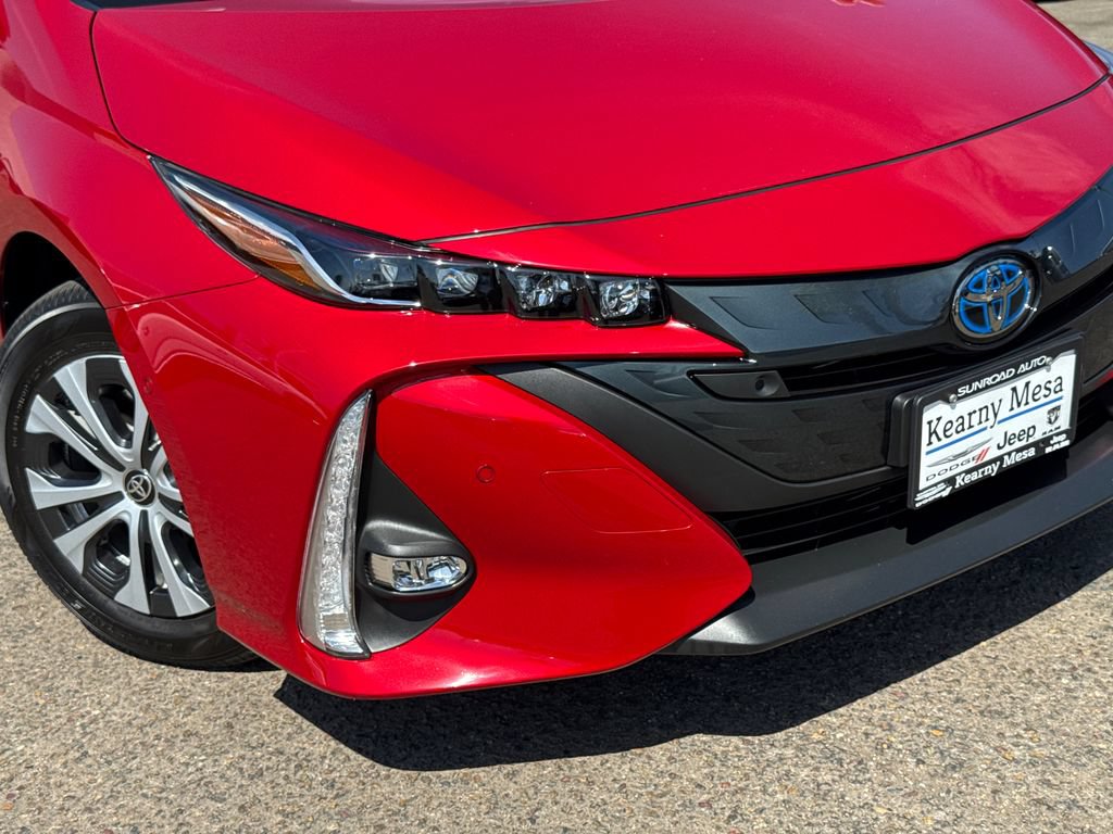 Used 2020 Toyota Prius Prime Limited w/ Carpet Mat Package FWD image 6