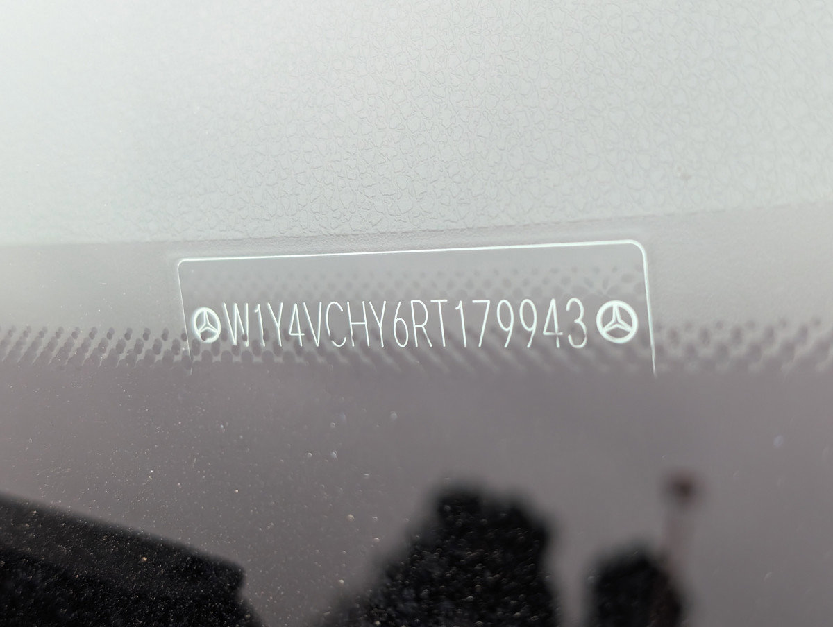 Used 2024 Mercedes-Benz eSprinter 170 Cargo image 37
