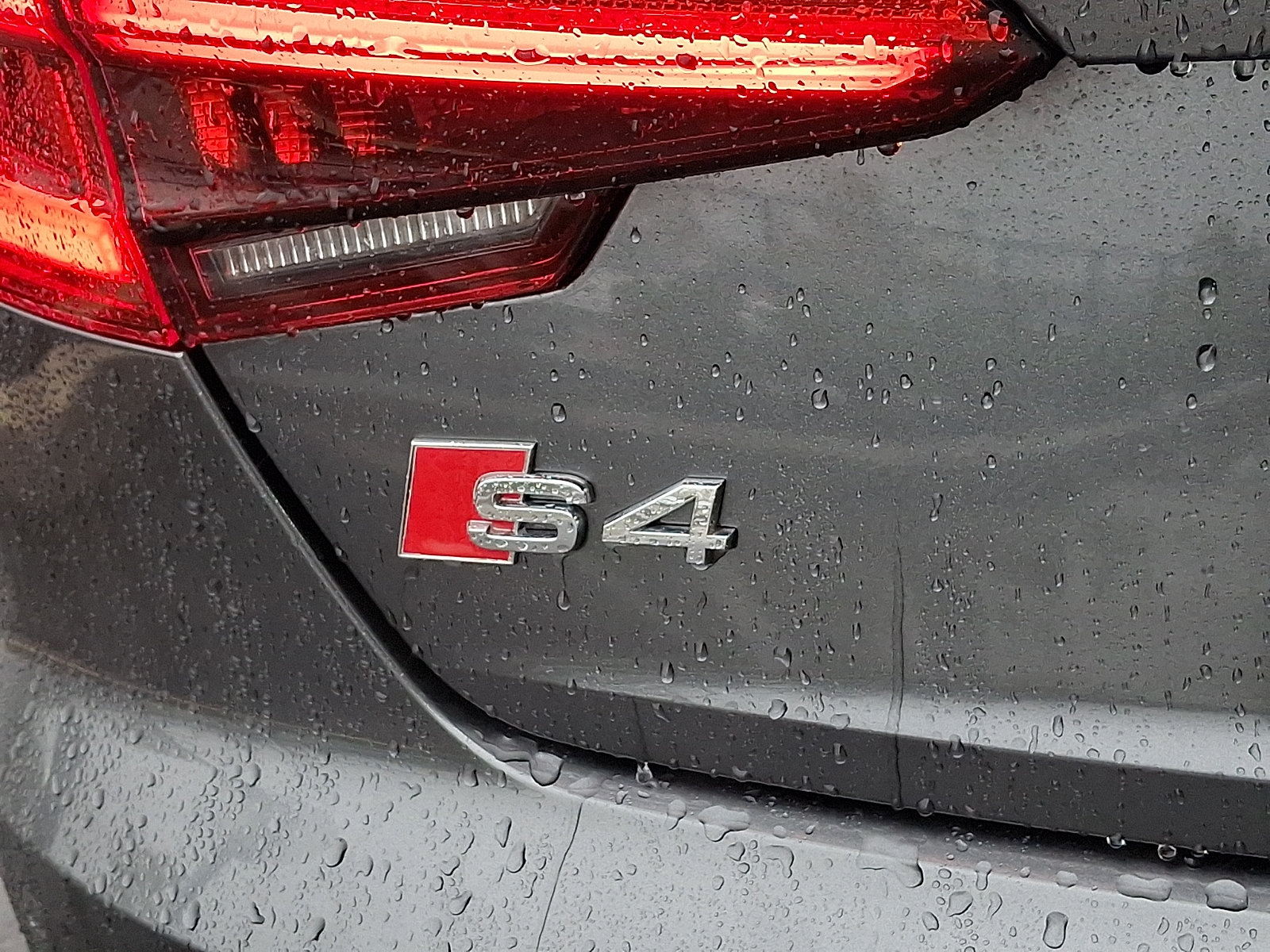 Used 2018 Audi S4 Prestige AWD/4WD image 31