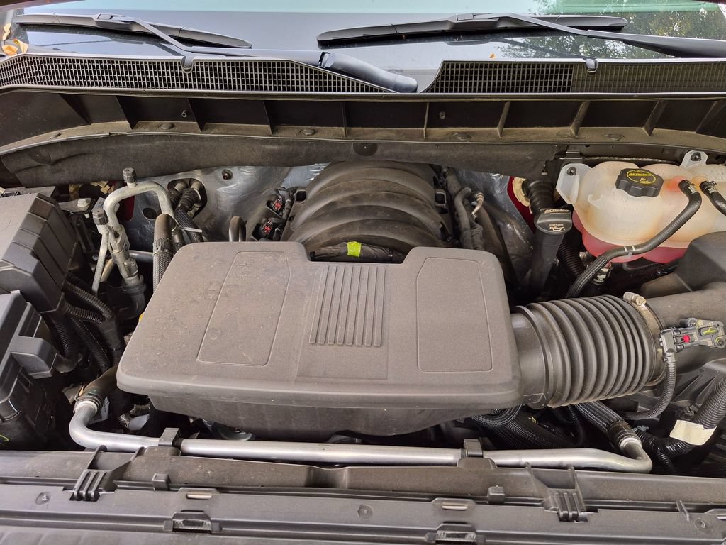Used 2024 Chevrolet Silverado 1500 High Country w/ Technology Package AWD/4WD image 13