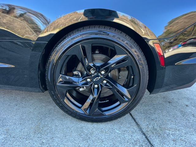 Used 2023 Chevrolet Camaro LT image 32