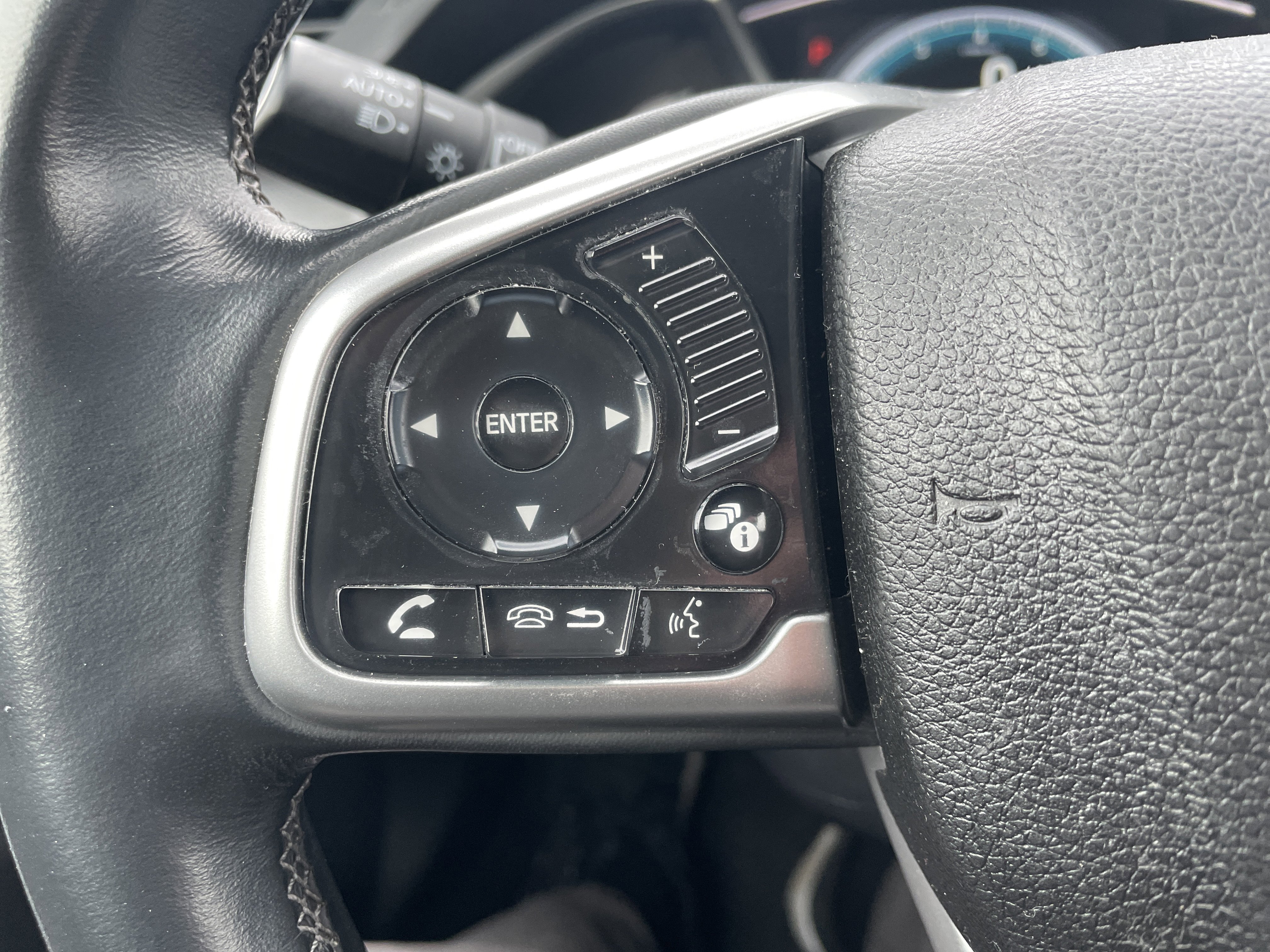 Used 2018 Honda Civic EX-T image 18