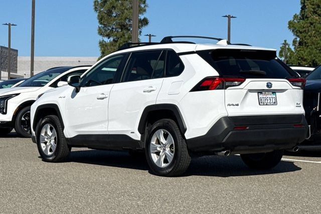 Used 2021 Toyota RAV4 XLE w/ Convenience Package AWD/4WD image 8