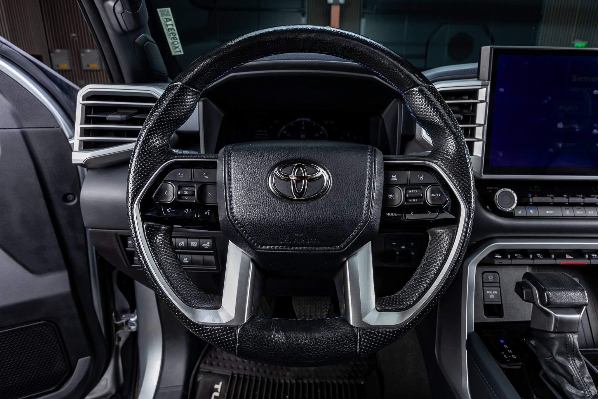 Used 2022 Toyota Tundra Platinum AWD/4WD image 18