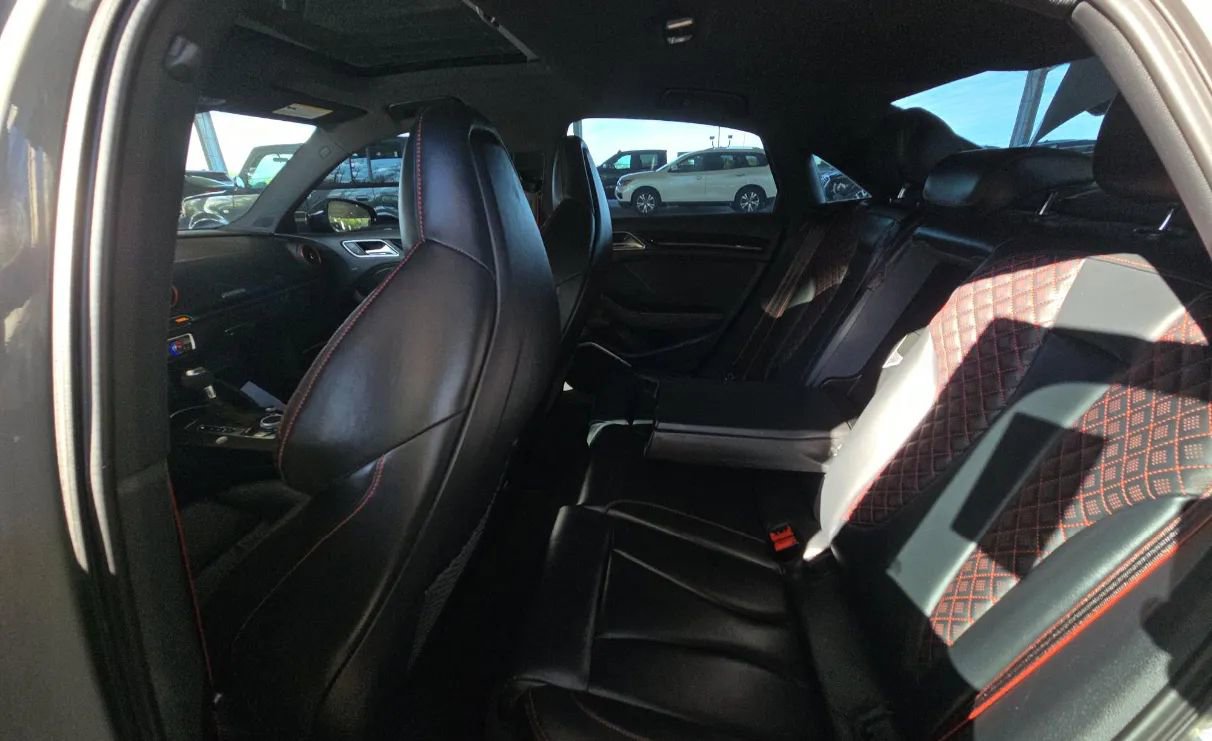Used 2019 Audi RS 3 AWD/4WD image 6