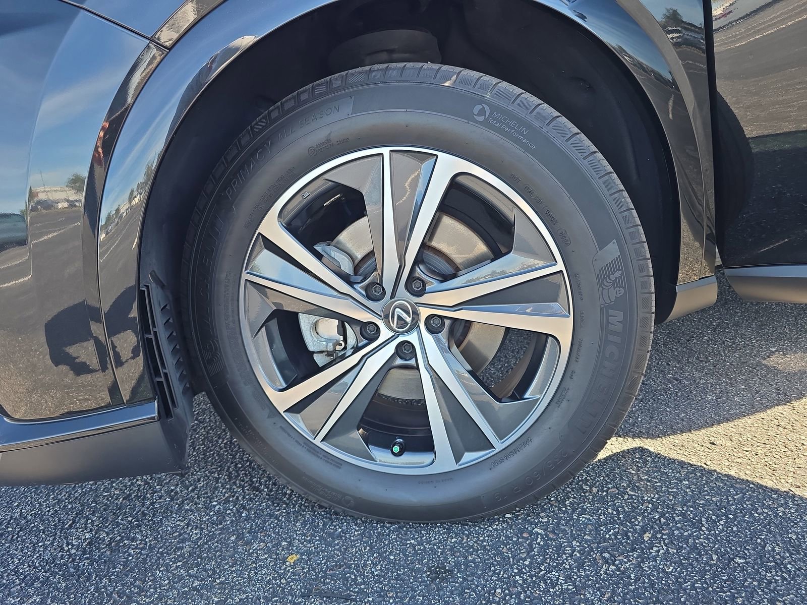 Used 2024 Lexus RX 350 FWD w/ Technology Package image 28