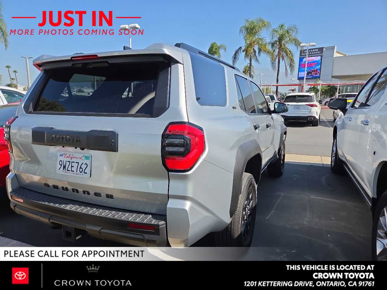 Certified 2026 Toyota 4Runner SR5 AWD/4WD image 2