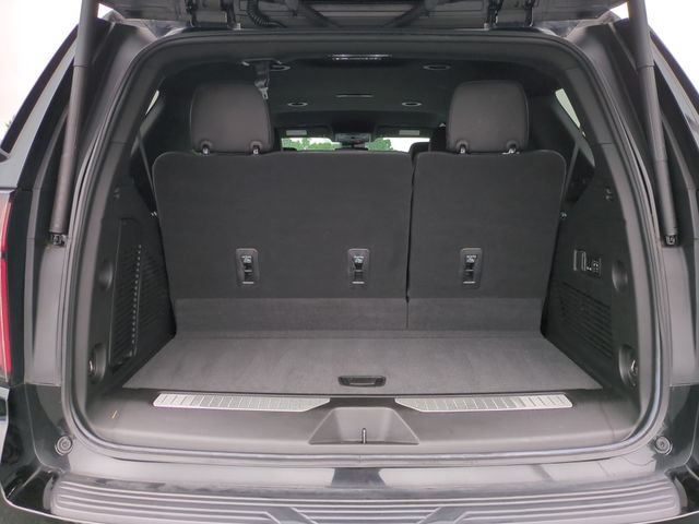 Used 2023 Chevrolet Tahoe Z71 w/ Z71 Off-Road Package AWD/4WD image 24