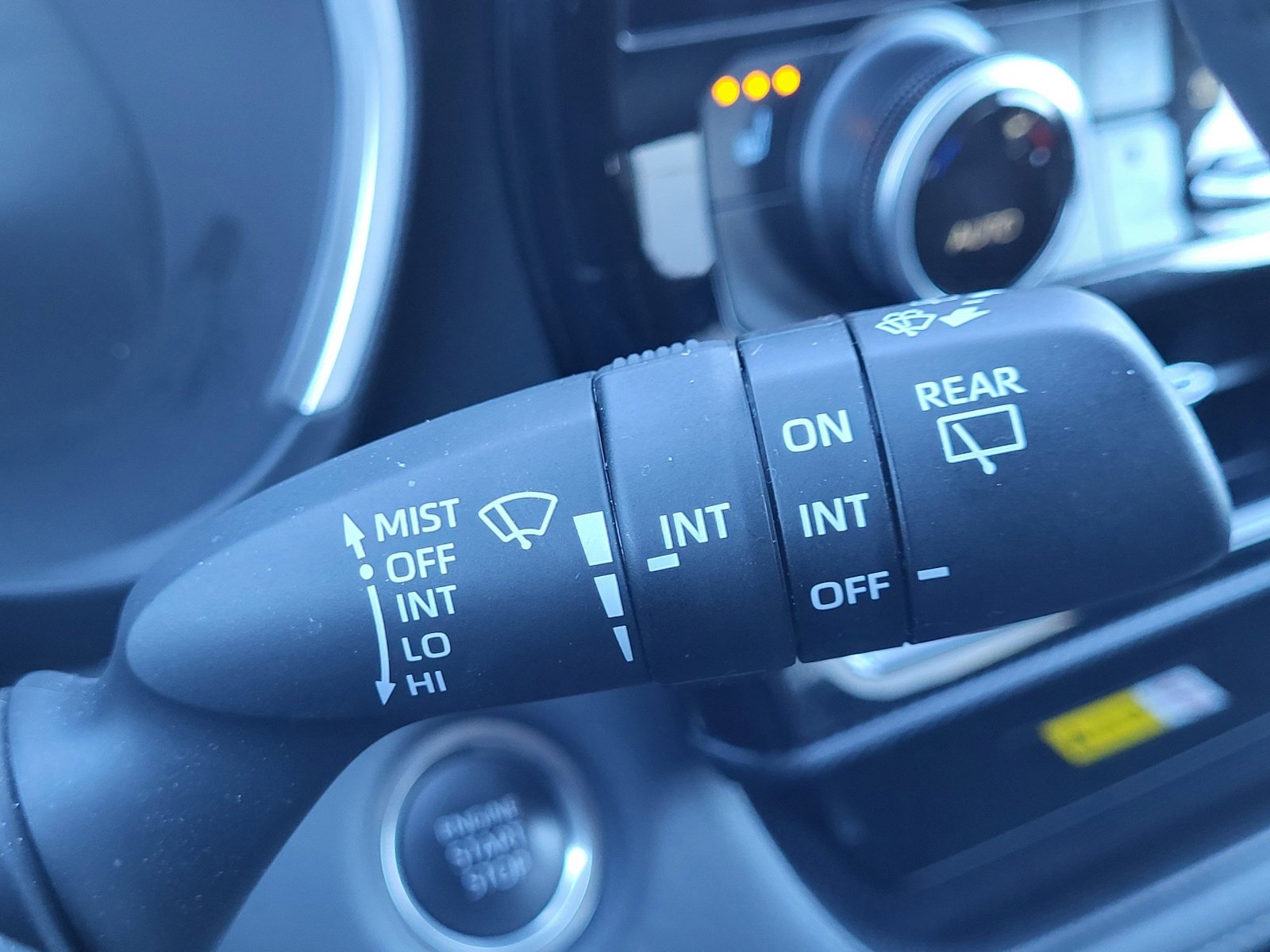 Certified 2025 Toyota Highlander XSE image 35