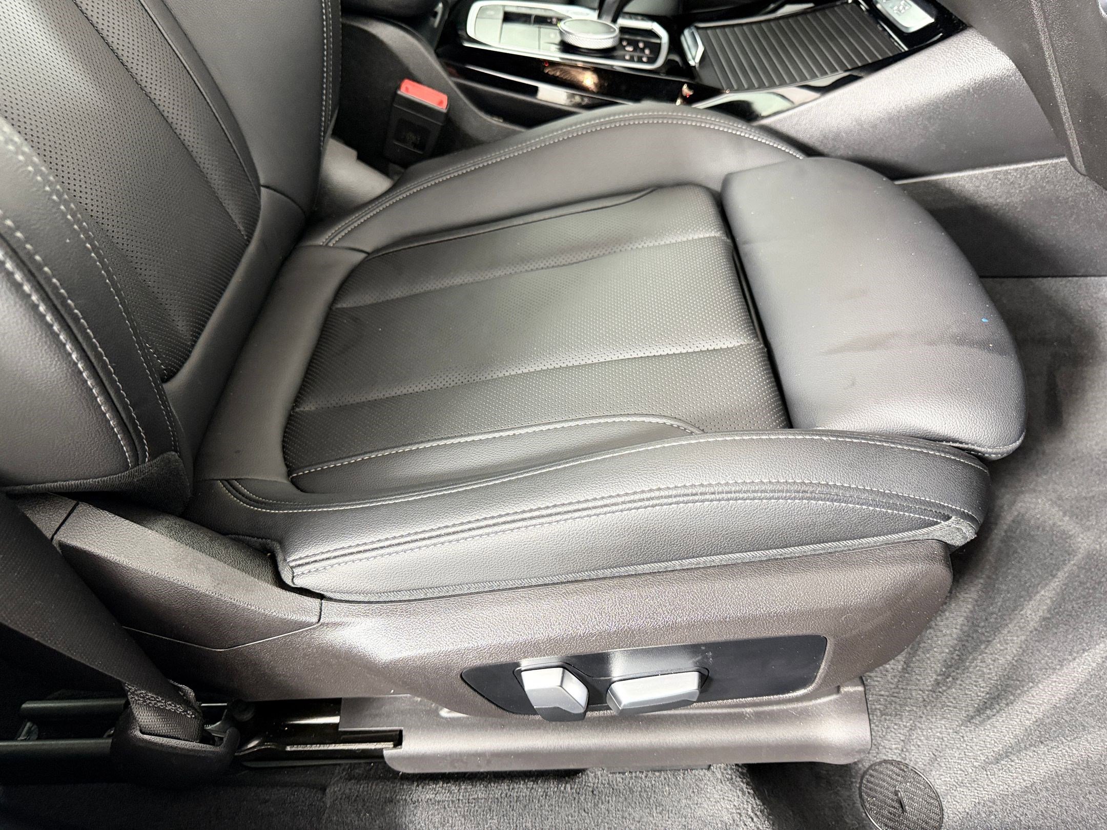 Certified 2023 BMW X3 sDrive30i w/ Premium Package RWD image 35