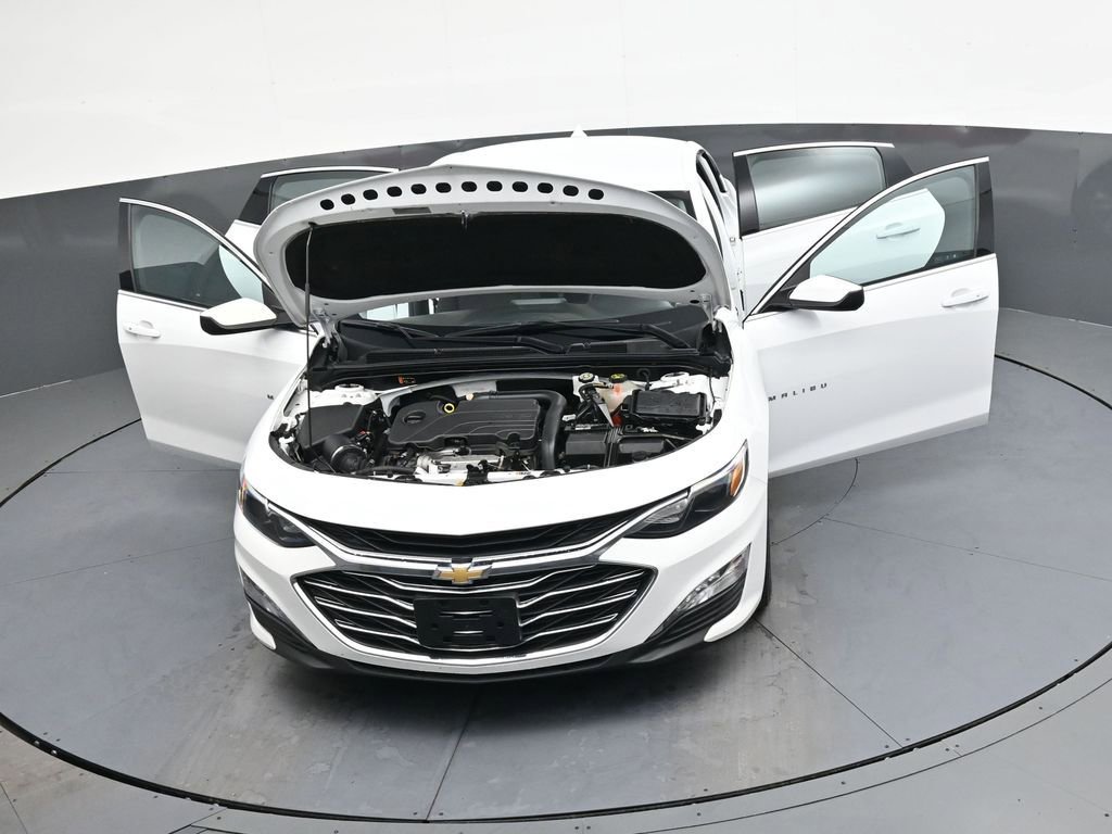 Used 2023 Chevrolet Malibu LT image 40