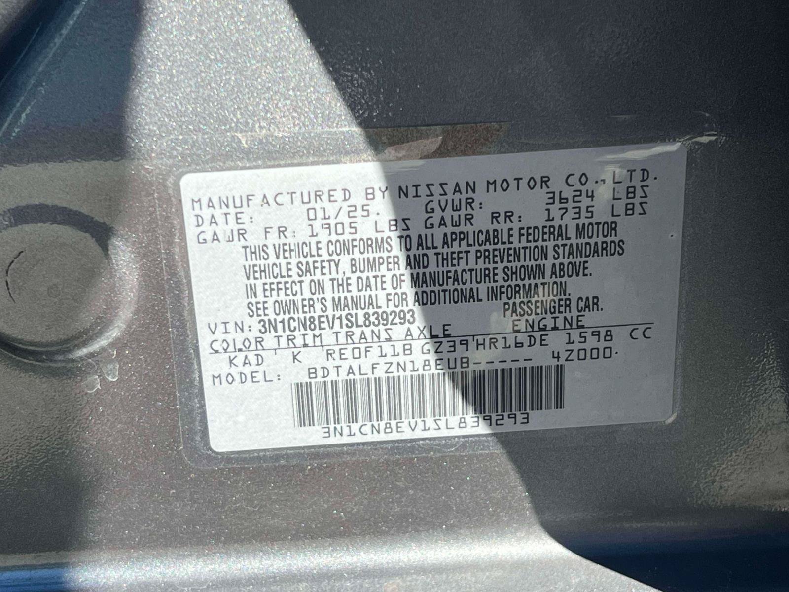 Used 2025 Nissan Versa SV FWD image 27