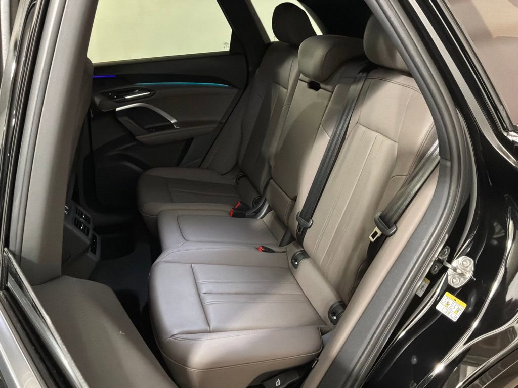 Certified 2025 Audi Q5 Premium w/ Convenience Package image 20