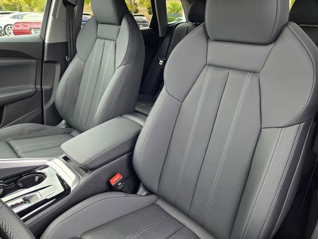 Used 2025 Audi Q5 Premium Plus w/ Premium Plus image 20
