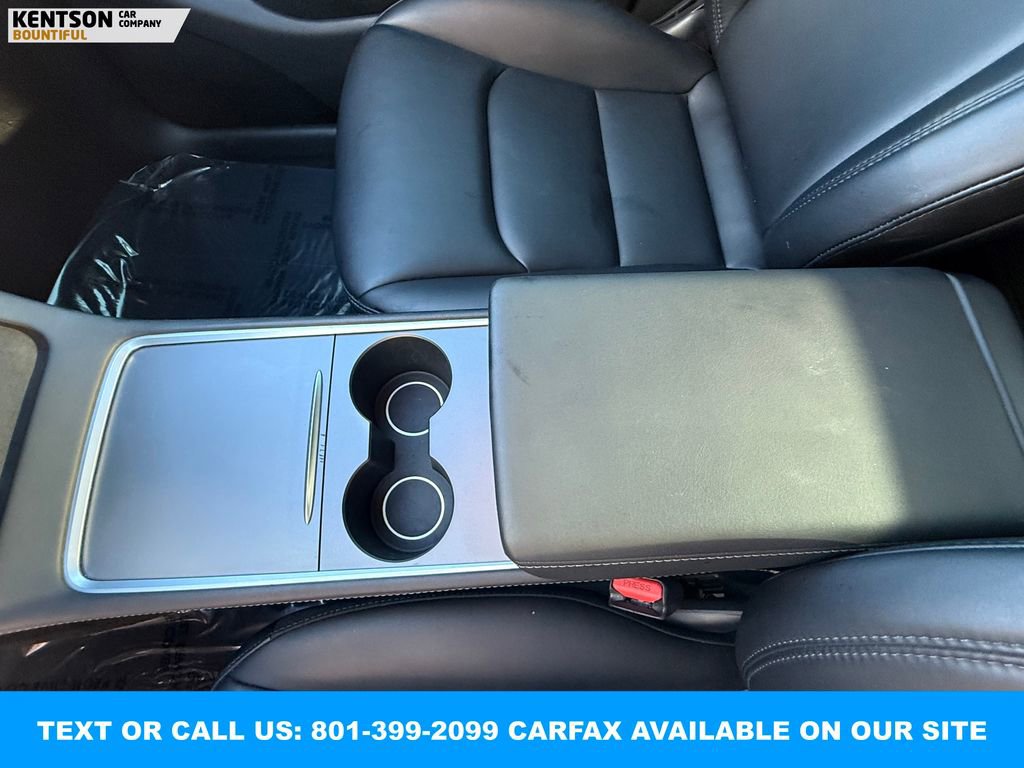 Used 2022 Tesla Model Y Long Range image 21