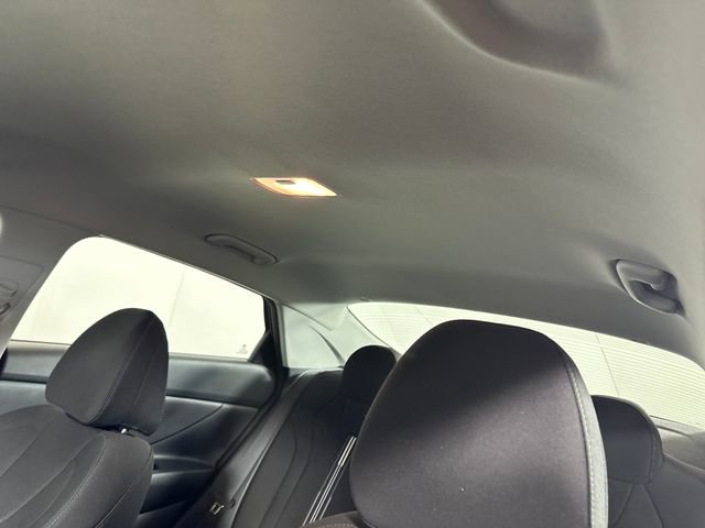 Certified 2023 Hyundai Elantra SEL image 12