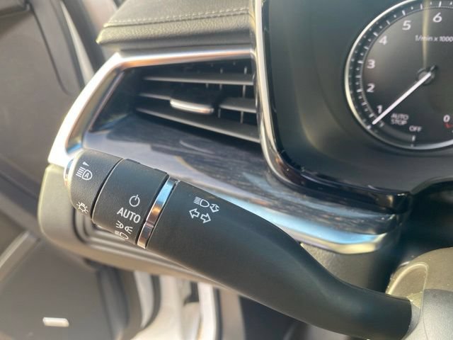 Used 2023 Cadillac XT5 Premium Luxury w/ LPO, Floor Liner Package AWD/4WD image 24