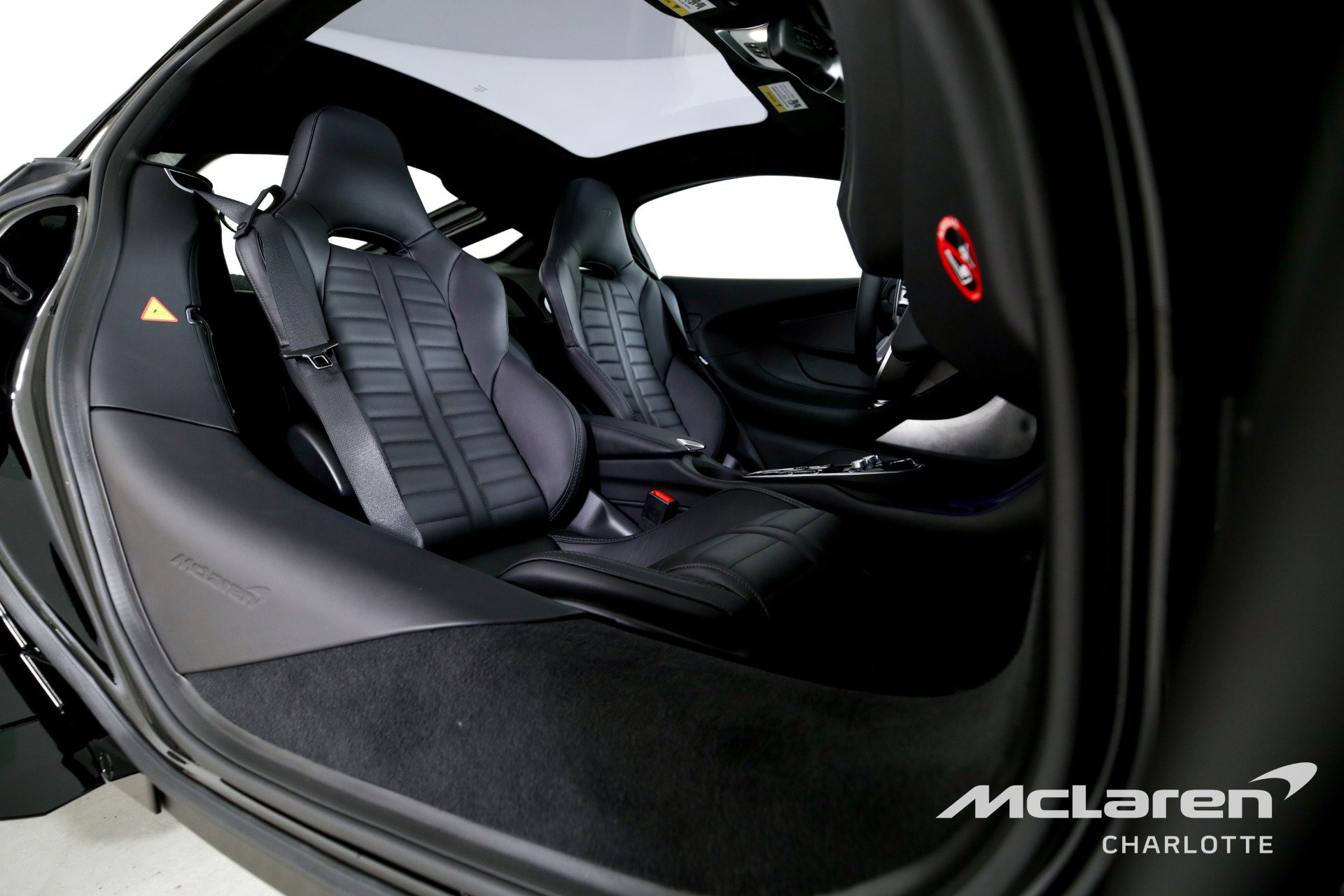 Used 2025 McLaren GTS RWD image 18