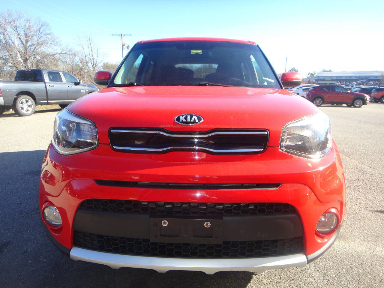 Used 2017 Kia Soul + FWD image 2