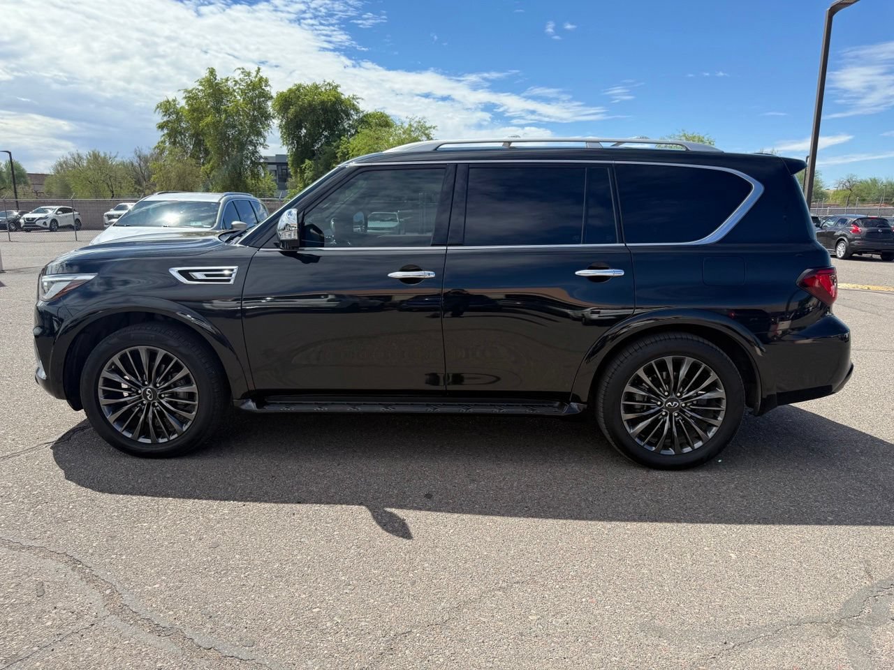 Certified 2024 INFINITI QX80 Sensory w/ Cargo Package AWD/4WD image 8