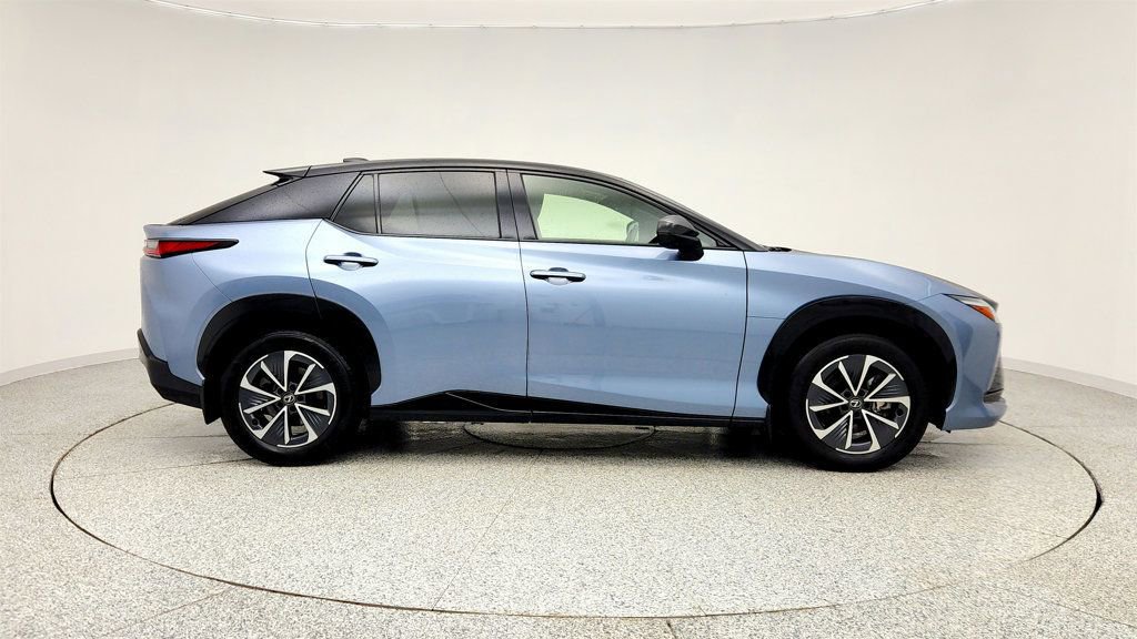 Used 2023 Lexus RZ 450e Premium w/ Accessory Package (2T) AWD/4WD image 4