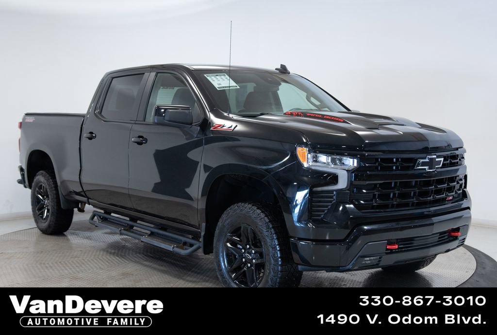 Used 2023 Chevrolet Silverado 1500 LT Trail Boss image 1