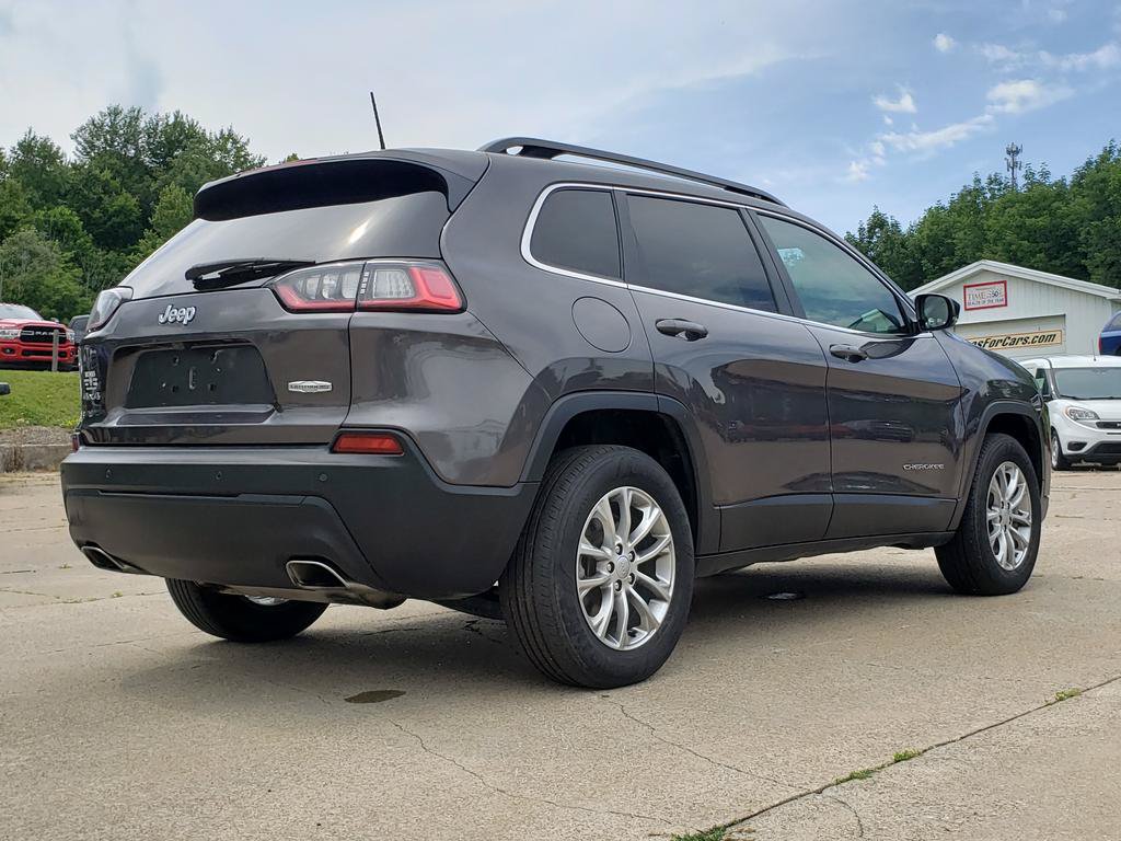 Used 2022 Jeep Cherokee Latitude Lux AWD/4WD image 3