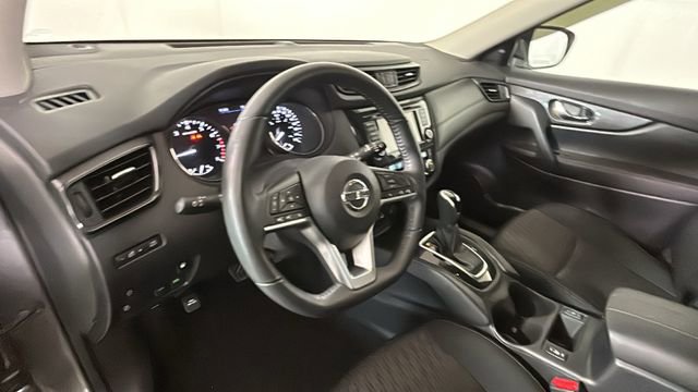 Used 2020 Nissan Rogue S FWD image 14