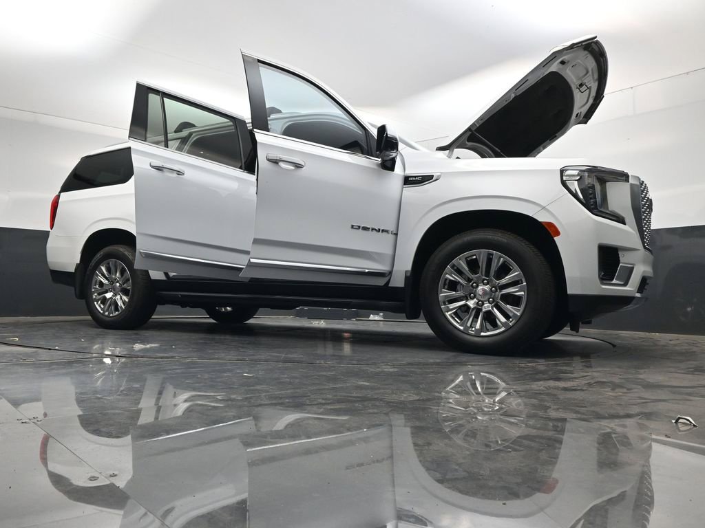 Used 2021 GMC Yukon XL Denali AWD/4WD image 51