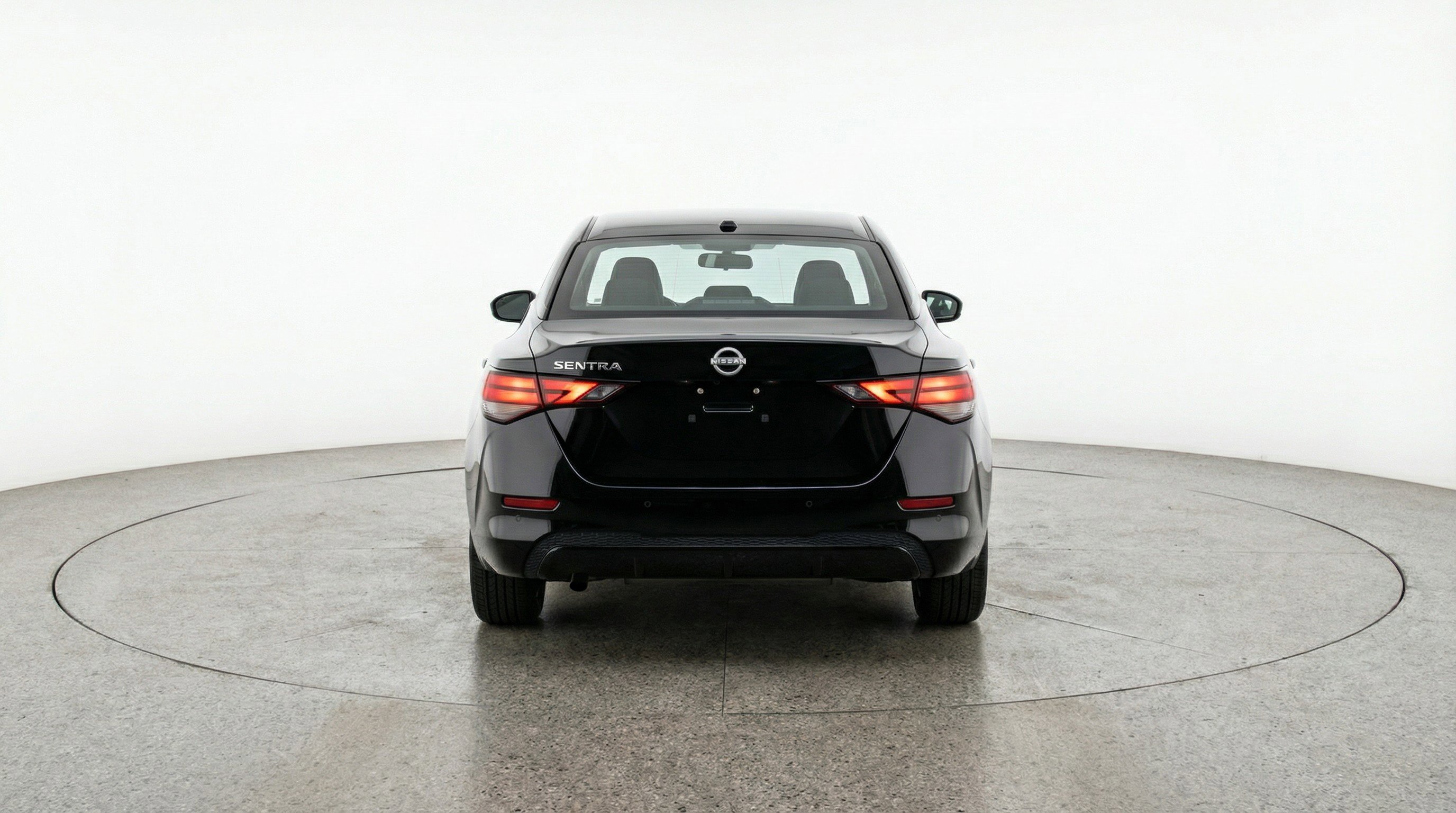 Used 2025 Nissan Sentra SV image 7