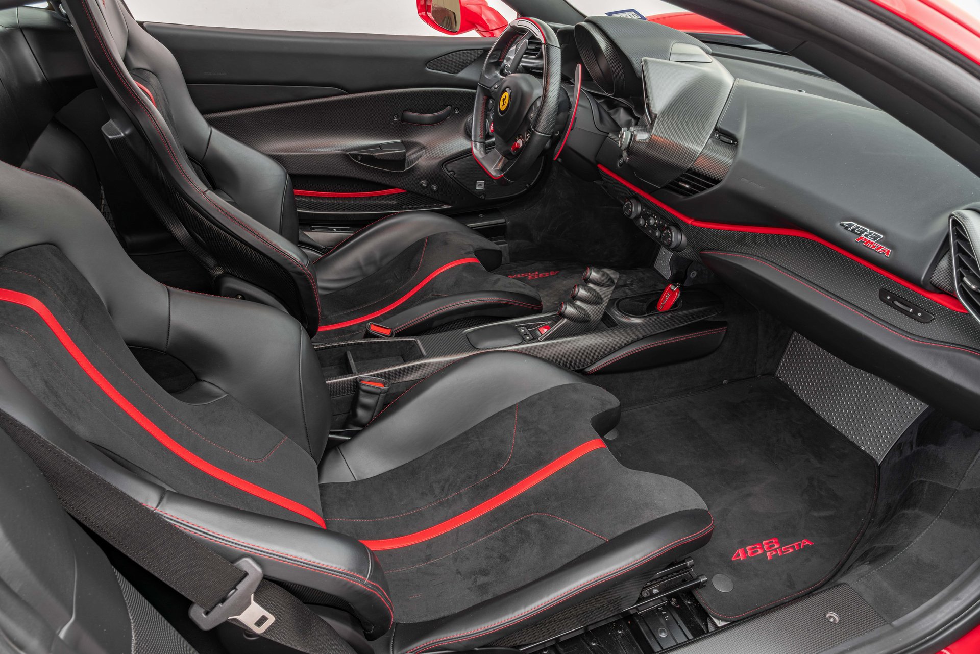 Certified 2020 Ferrari 488 Pista Coupe RWD image 32