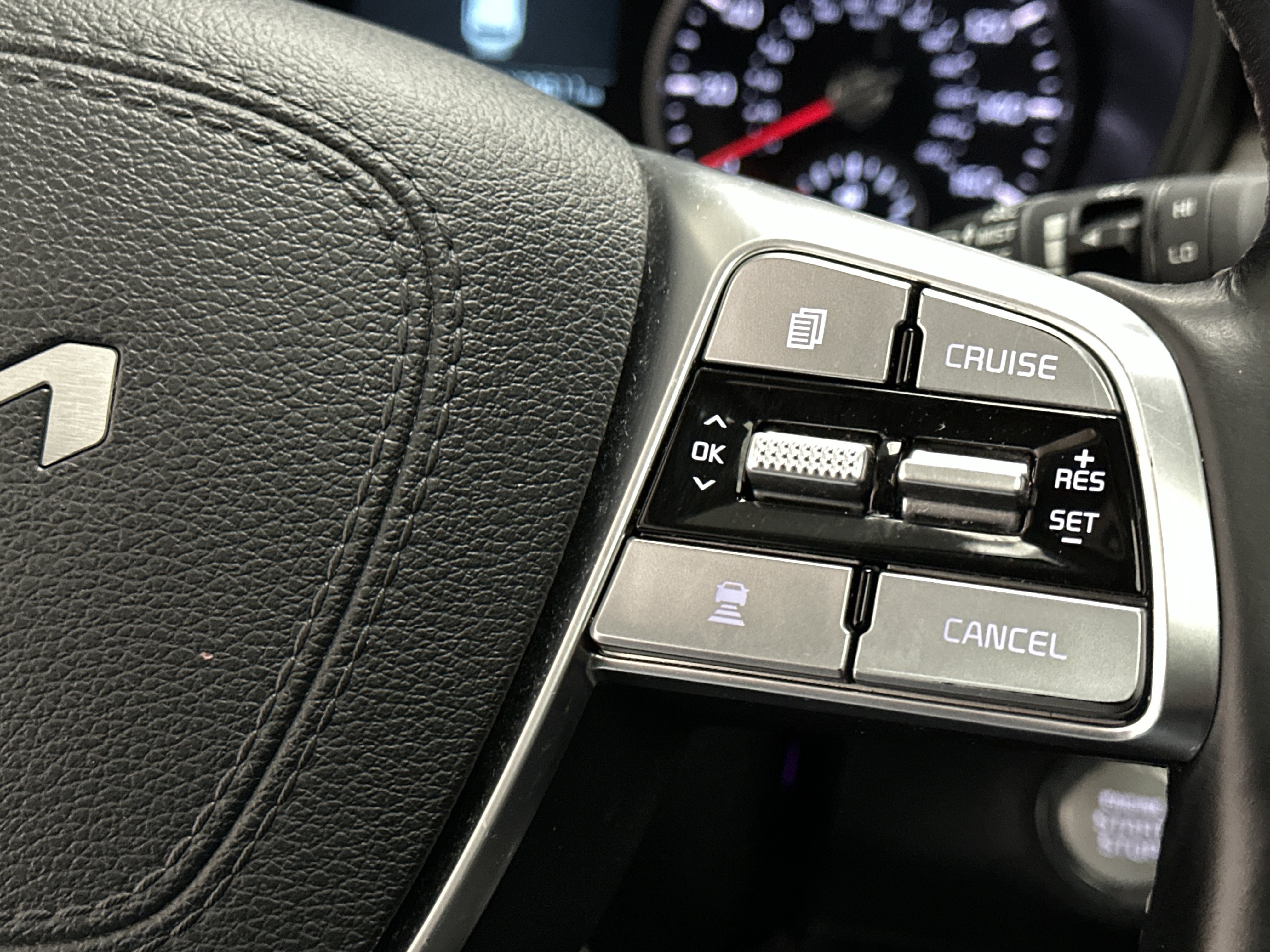 Used 2022 Kia Telluride EX w/ EX Premium Package image 29