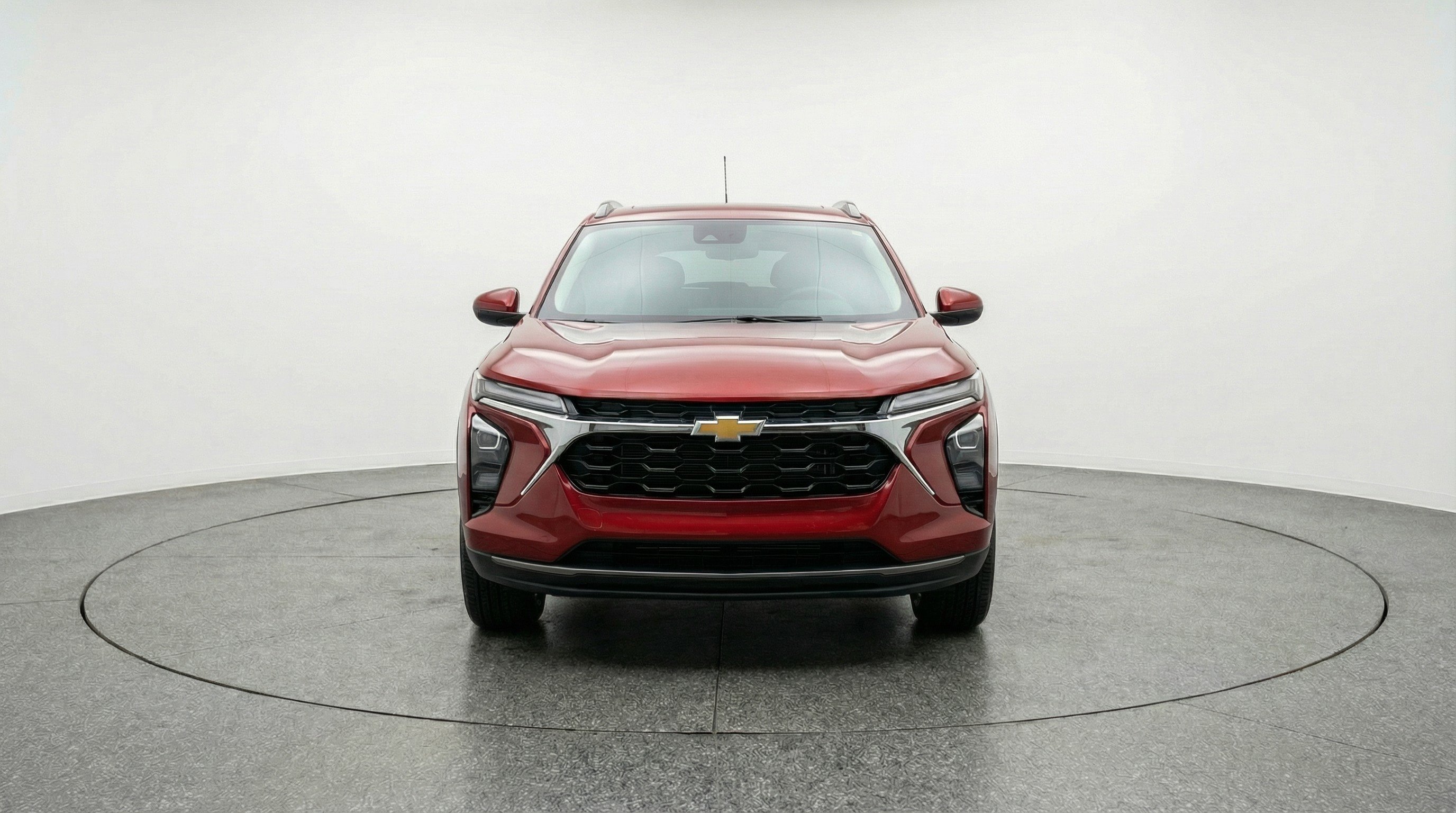 Used 2025 Chevrolet Trax LT w/ LT Convenience Package image 2