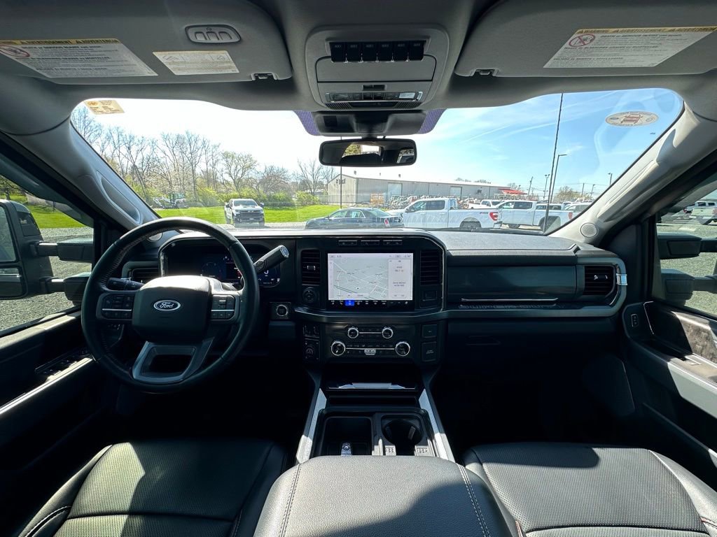 Used 2024 Ford F350 Lariat w/ Lariat Ultimate Package image 9