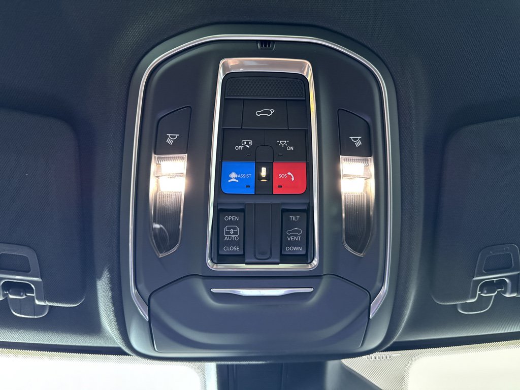 New 2026 Jeep Grand Cherokee Altitude AWD/4WD image 31