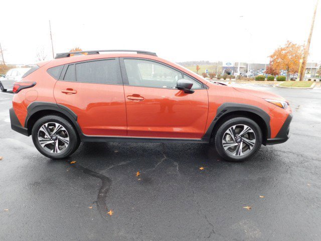 Used 2024 Subaru Crosstrek 2.0i Premium image 2