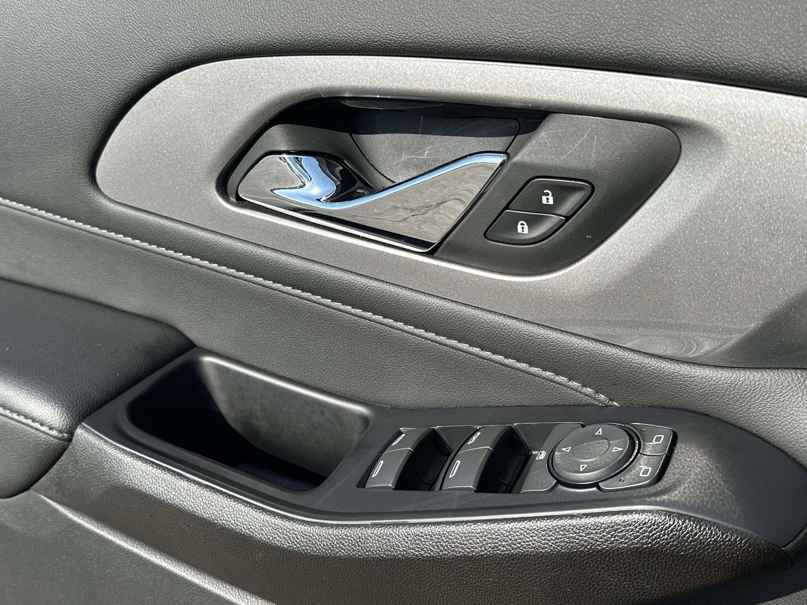 Certified 2023 Chevrolet Traverse LT image 21