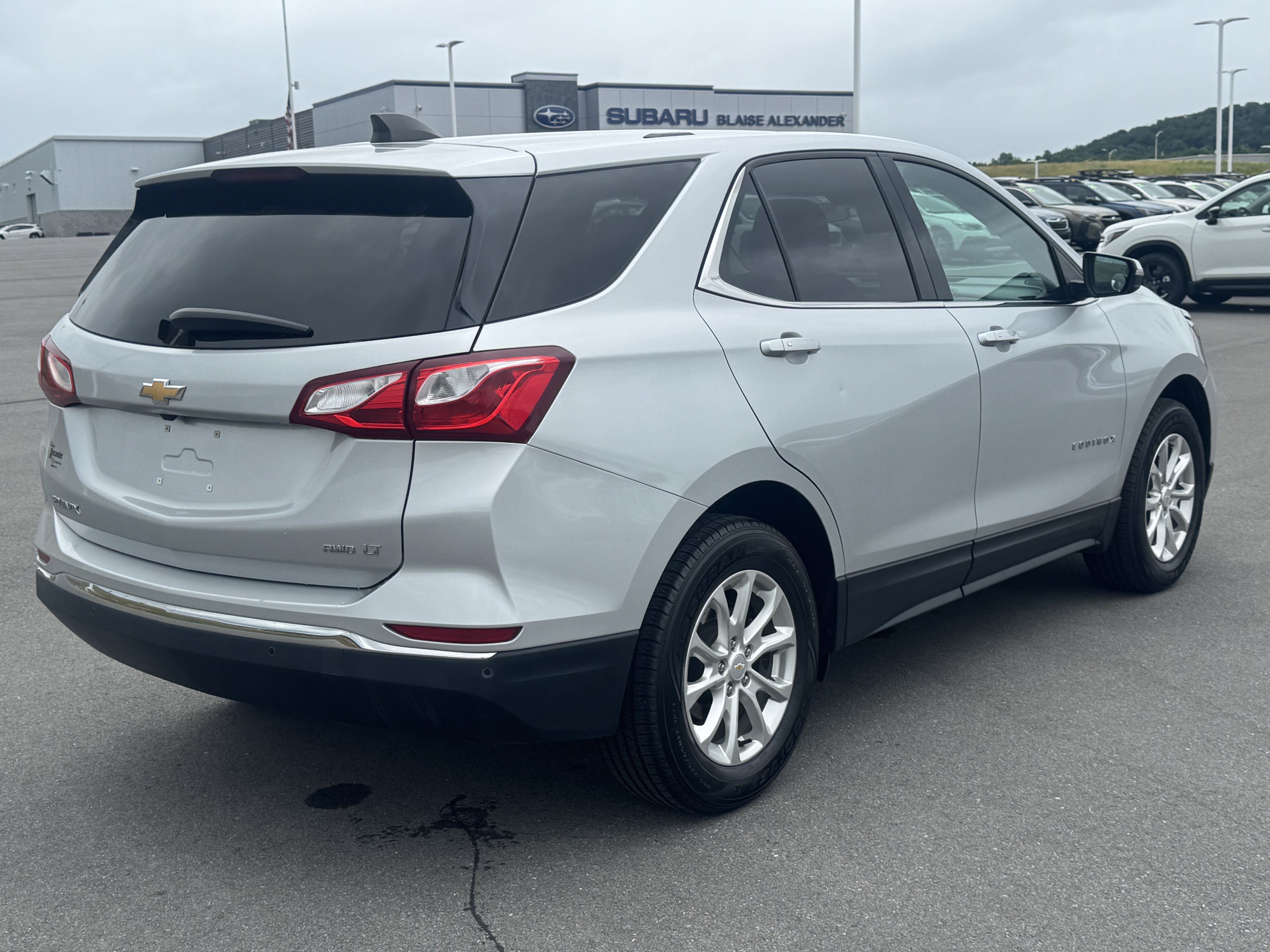 Used 2018 Chevrolet Equinox LT AWD/4WD image 3
