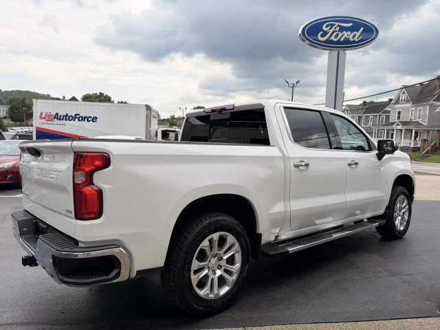 Used 2023 Chevrolet Silverado 1500 LTZ AWD/4WD image 9