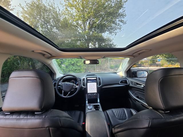 Used 2024 Ford Edge Titanium w/ Equipment Group 301A AWD/4WD image 18