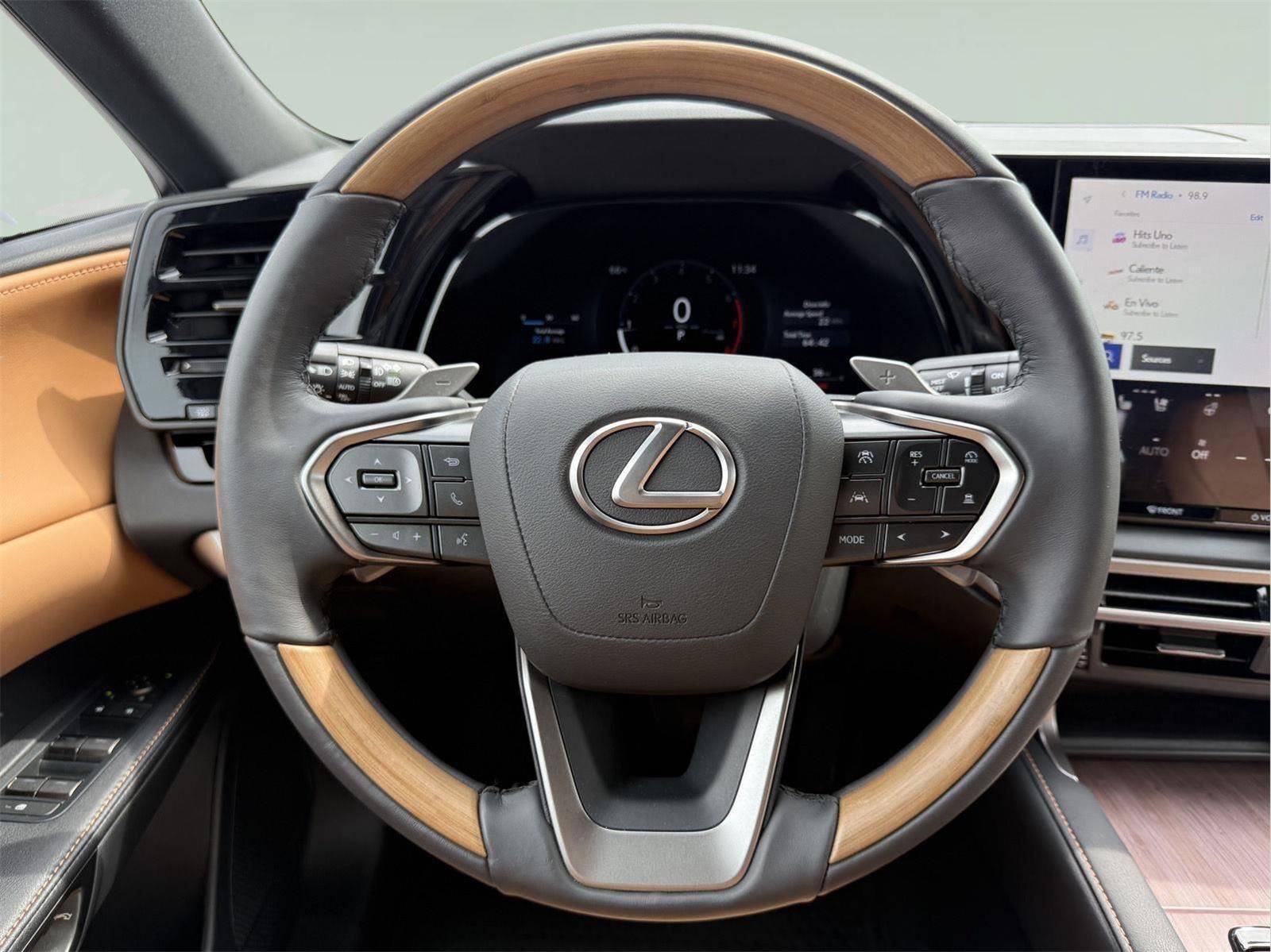 Used 2025 Lexus RX 350 Premium w/ Accessory Package image 12