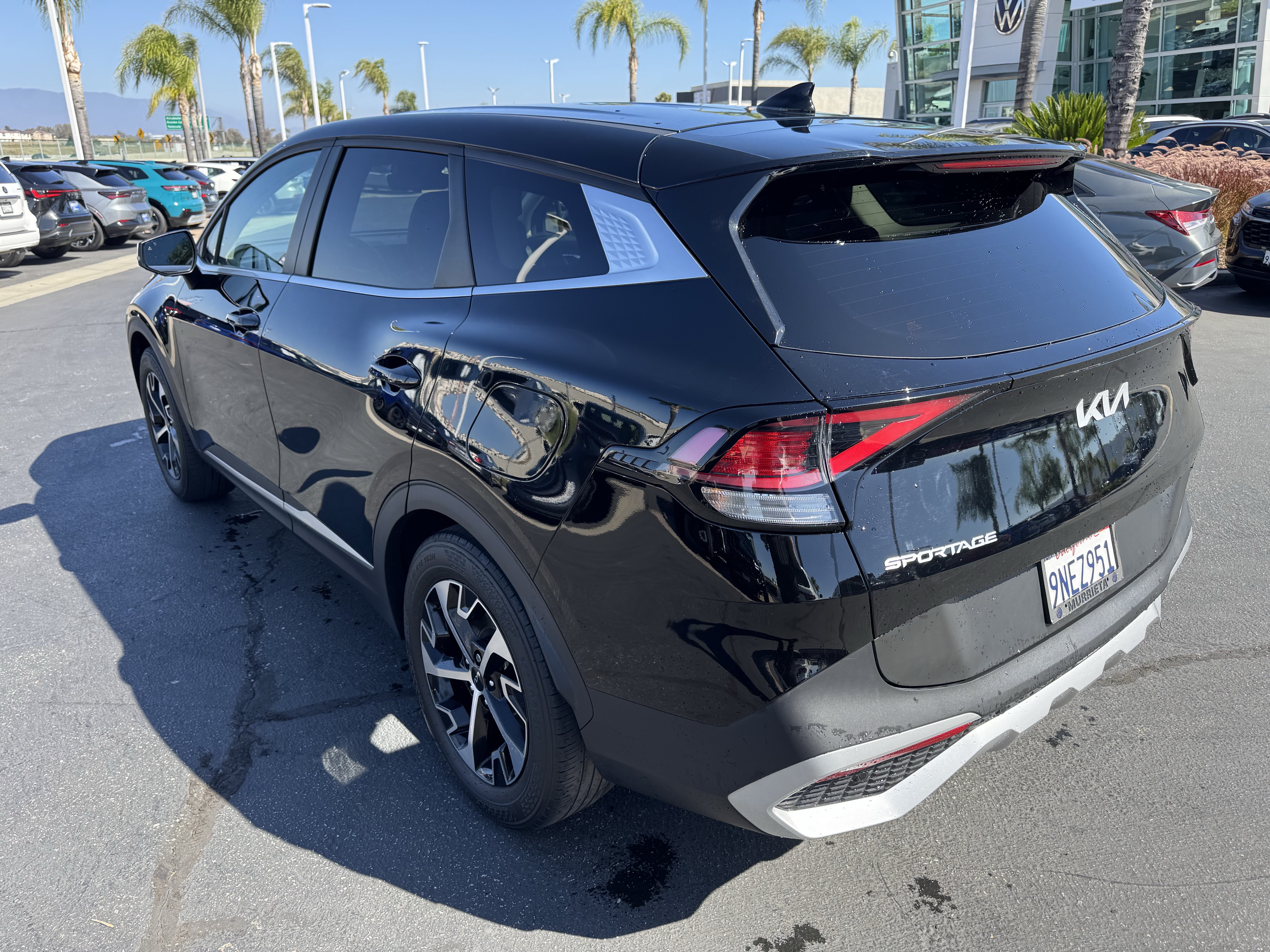 Used 2024 Kia Sportage EX FWD image 7