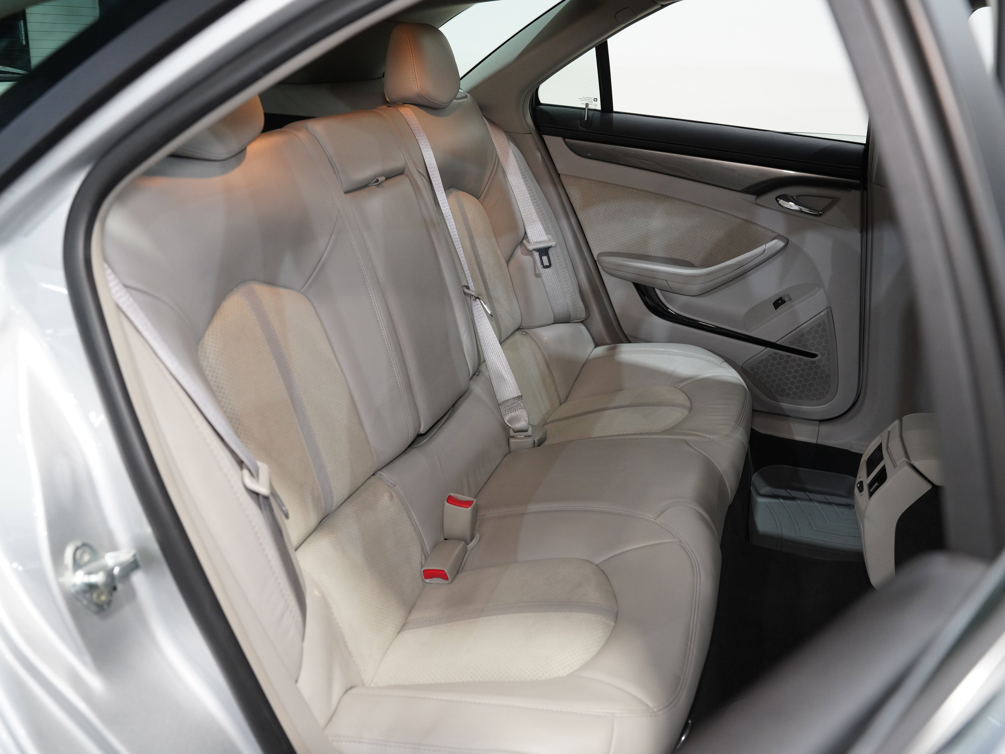 Used 2013 Cadillac CTS V image 37