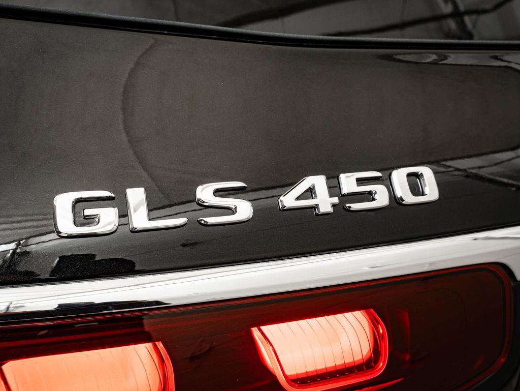Certified 2026 Mercedes-Benz GLS 450 4MATIC image 19