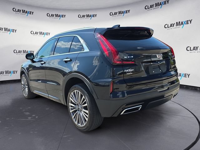 Used 2024 Cadillac XT4 Premium Luxury AWD/4WD image 3