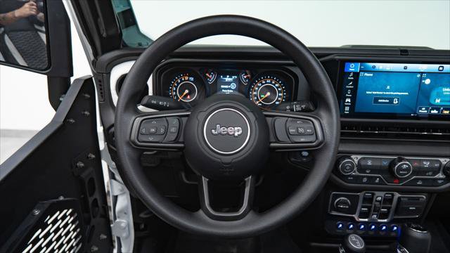 Used 2025 Jeep Gladiator Sport image 49