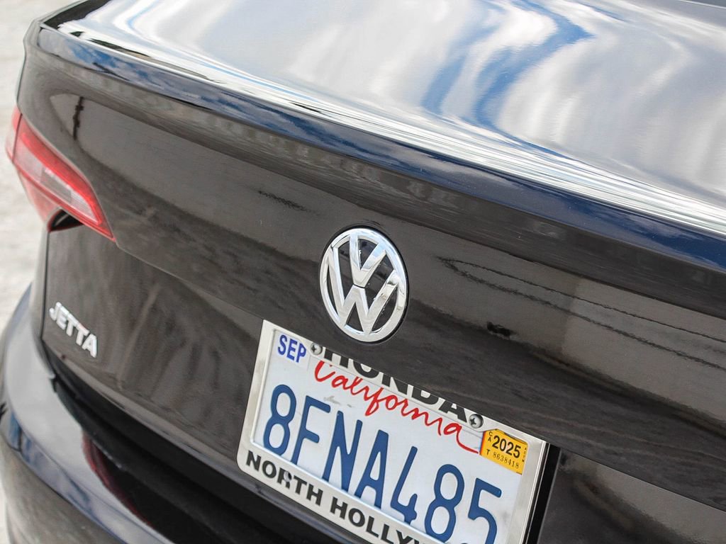 Used 2019 Volkswagen Jetta S image 8