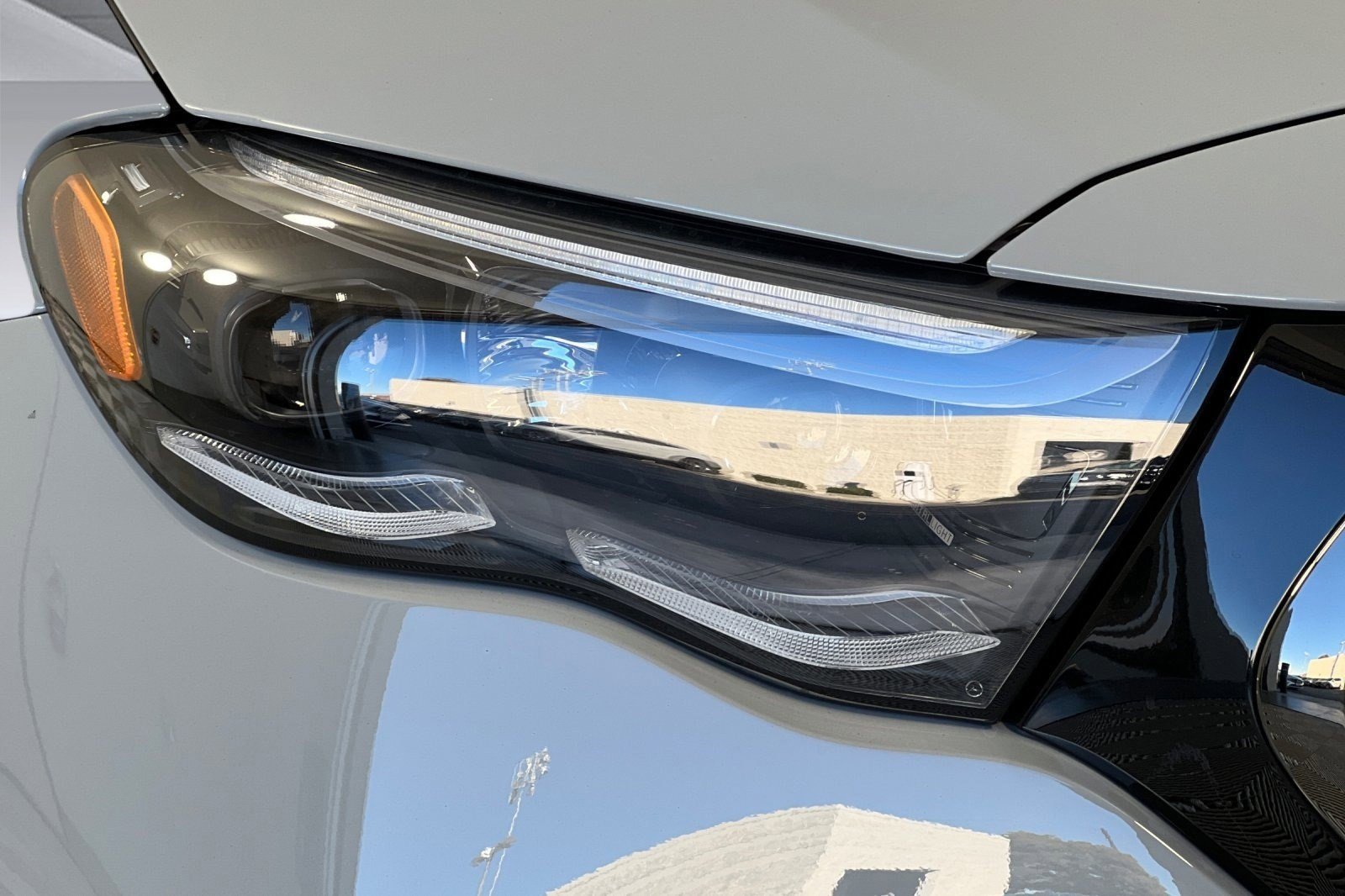 New 2026 Mercedes-Benz E 53 AMG e 4MATIC Sedan image 10