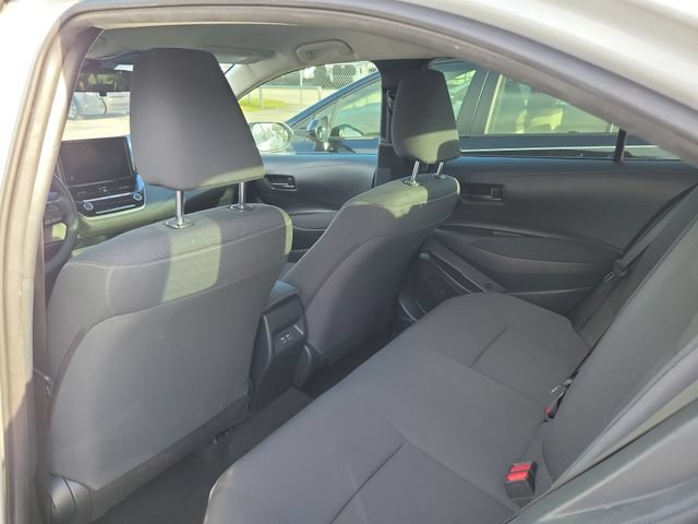 Used 2026 Toyota Corolla LE FWD image 8