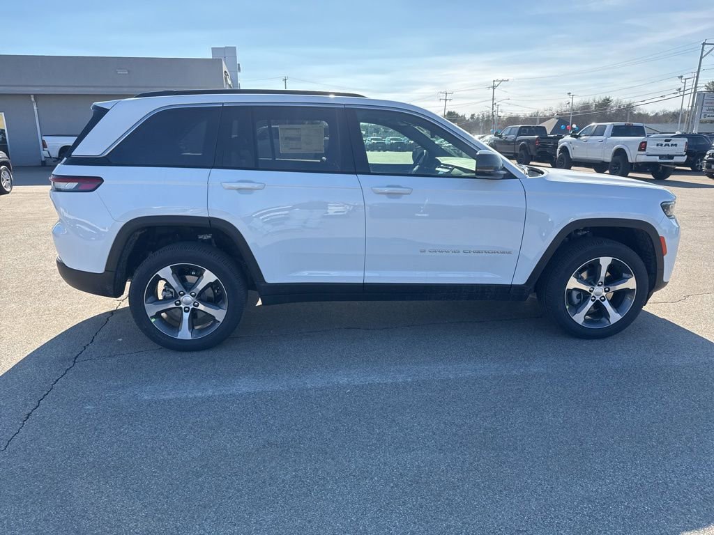 New 2026 Jeep Grand Cherokee Limited AWD/4WD image 6